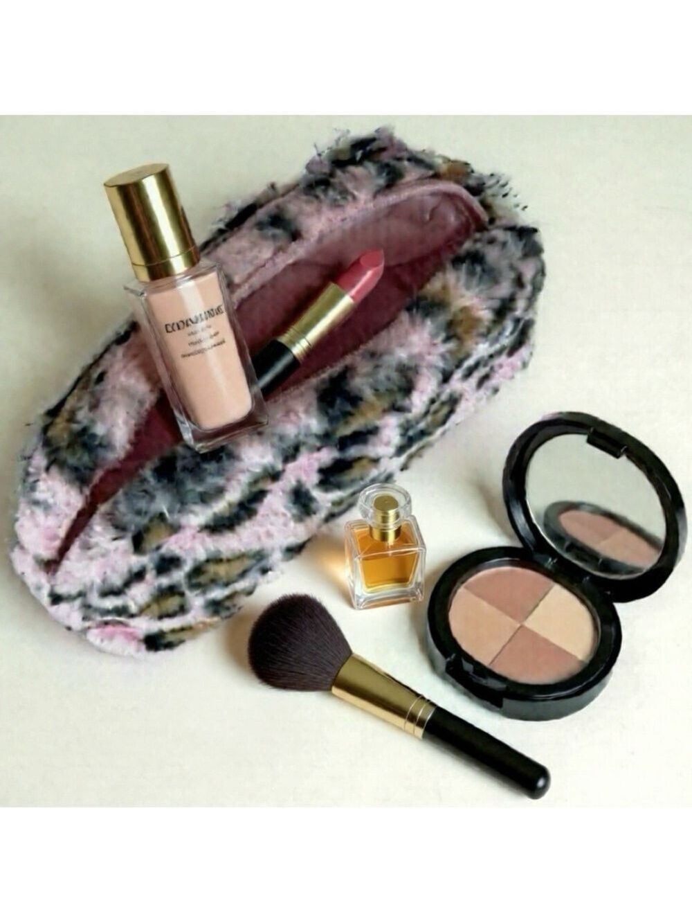 PINK CHEETAH PRINT Cosmetic Faux Fur Bag NWT GREAT GIFT!